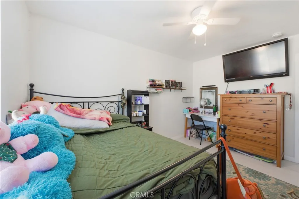 1080 Sapphire, Corona, California 92882 home-pic-24