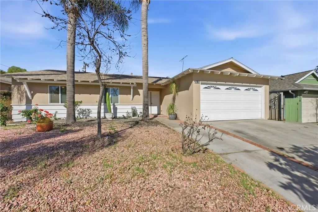 1080 Sapphire, Corona, California 92882 home-pic-36