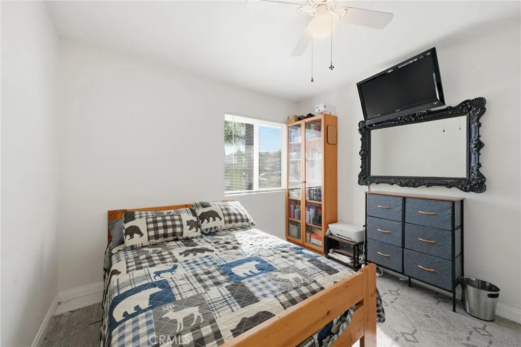 1080 Sapphire, Corona, California 92882 home-pic-22