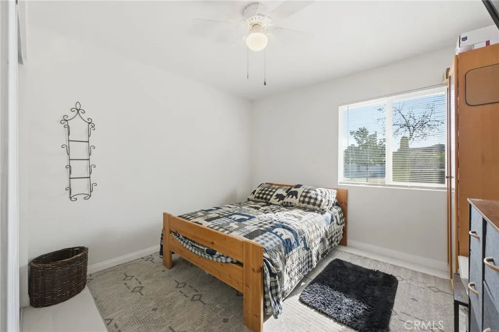 1080 Sapphire, Corona, California 92882 home-pic-21