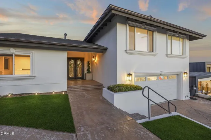 8-web-or-mls-Upmarketmedia_542Val-twi-02