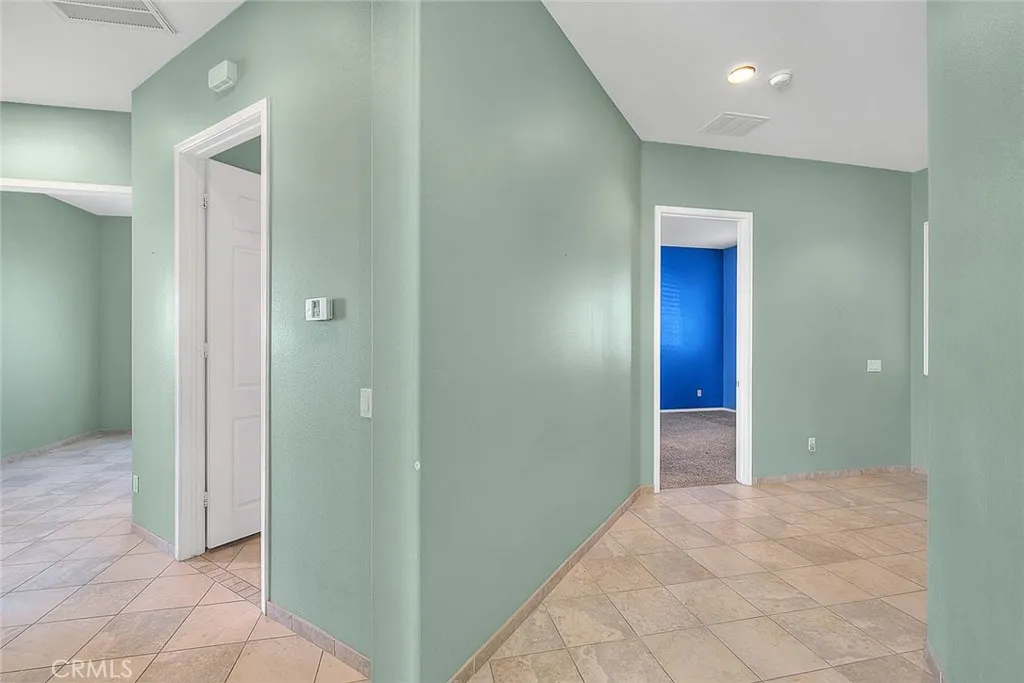 883 Eastlake Road, Beaumont, California 92223 home-pic-6
