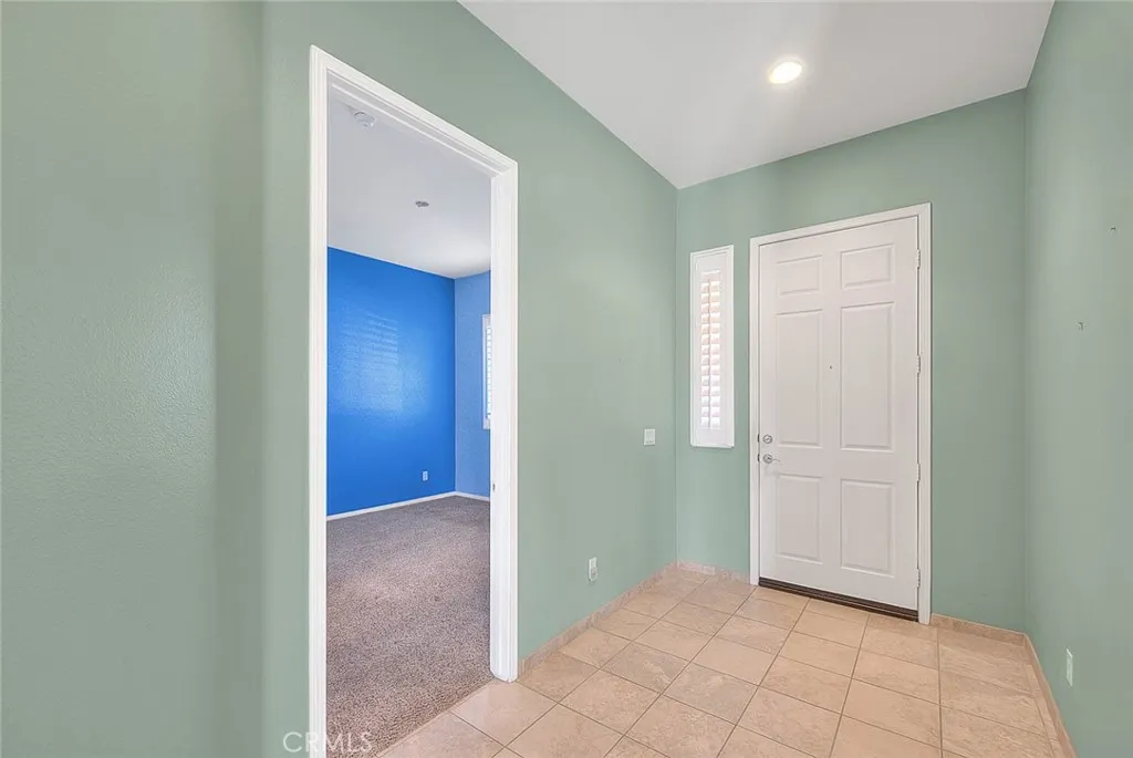 883 Eastlake Road, Beaumont, California 92223 home-pic-5
