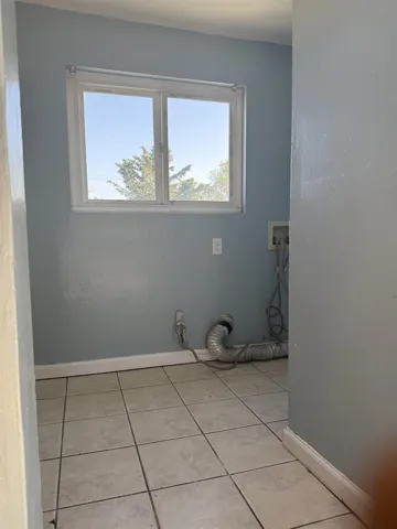 2416 landury