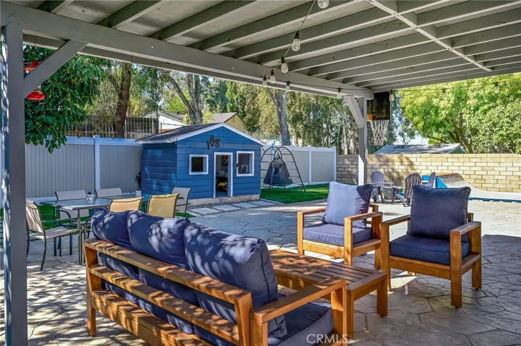 1546 Tilson Circle, Corona, California 92882 home-pic-27