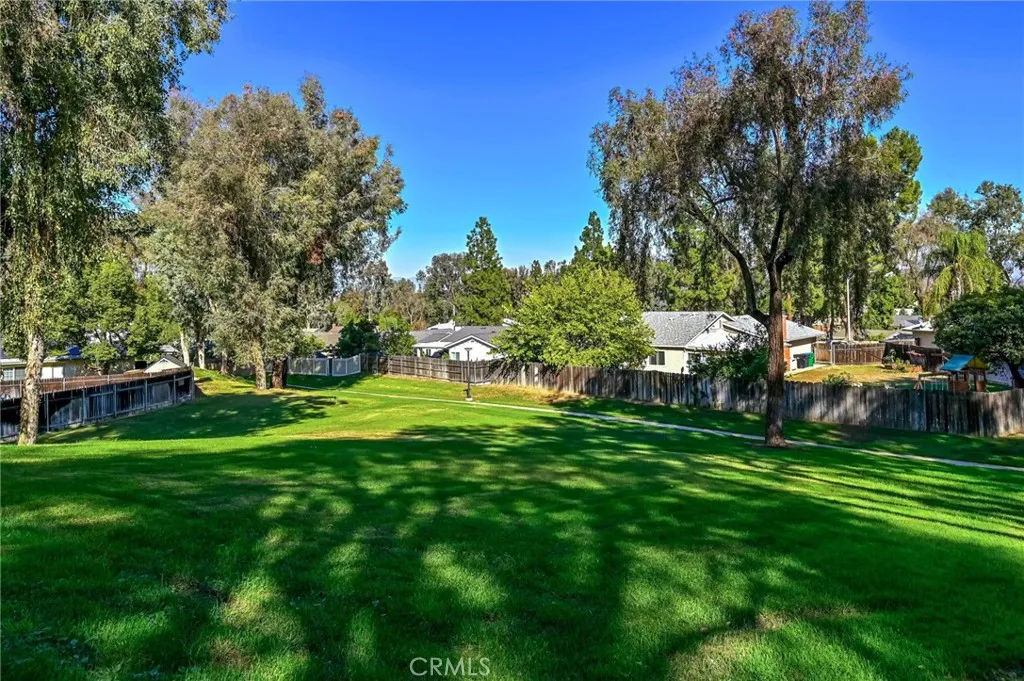 1546 Tilson Circle, Corona, California 92882 home-pic-33