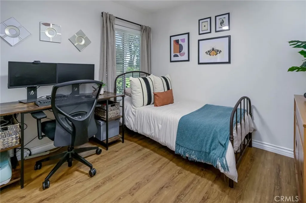 1546 Tilson Circle, Corona, California 92882 home-pic-20