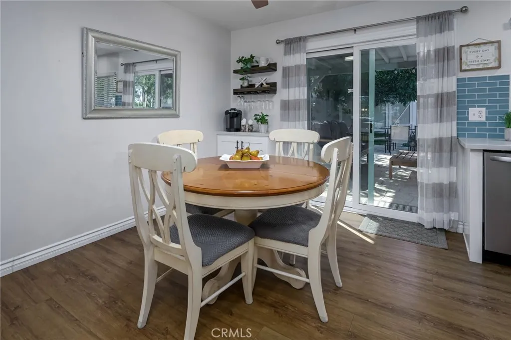 1546 Tilson Circle, Corona, California 92882 home-pic-8