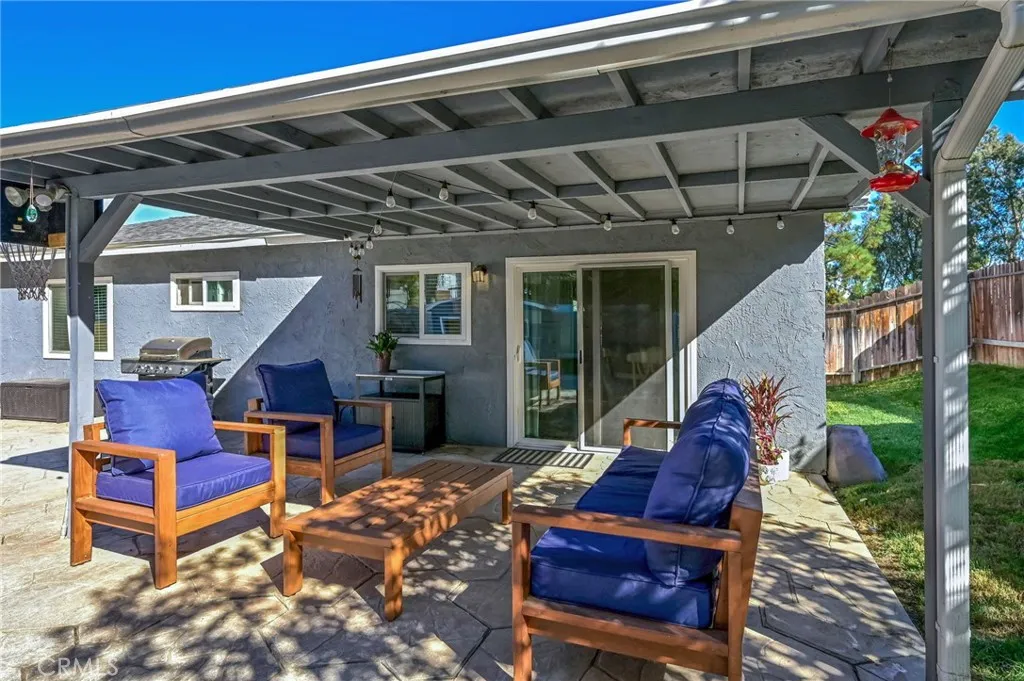 1546 Tilson Circle, Corona, California 92882 home-pic-24
