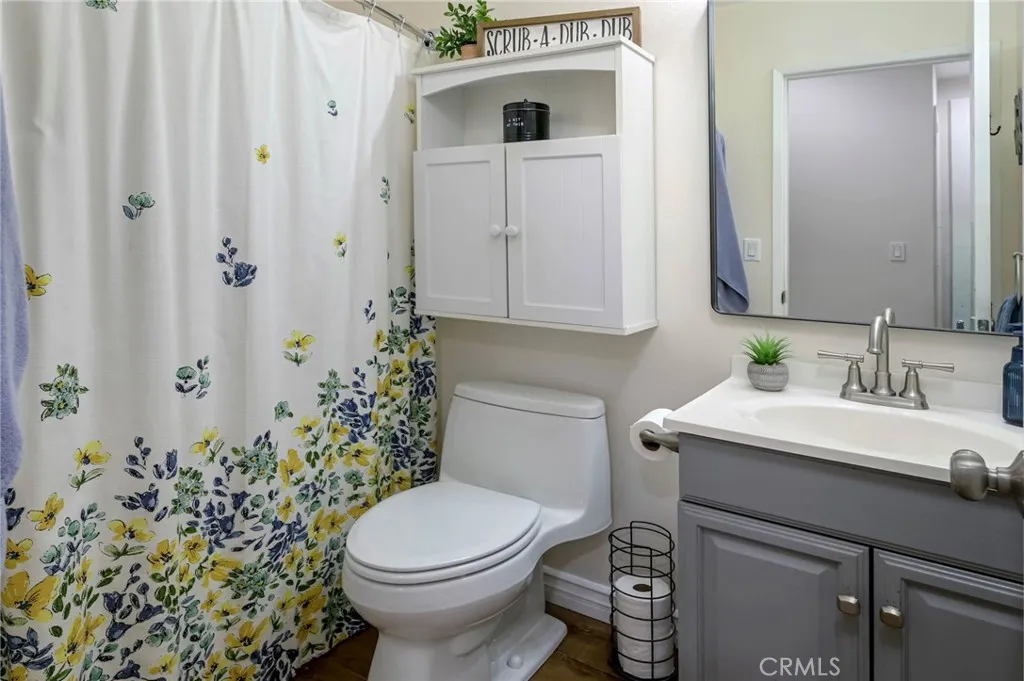 1546 Tilson Circle, Corona, California 92882 home-pic-21