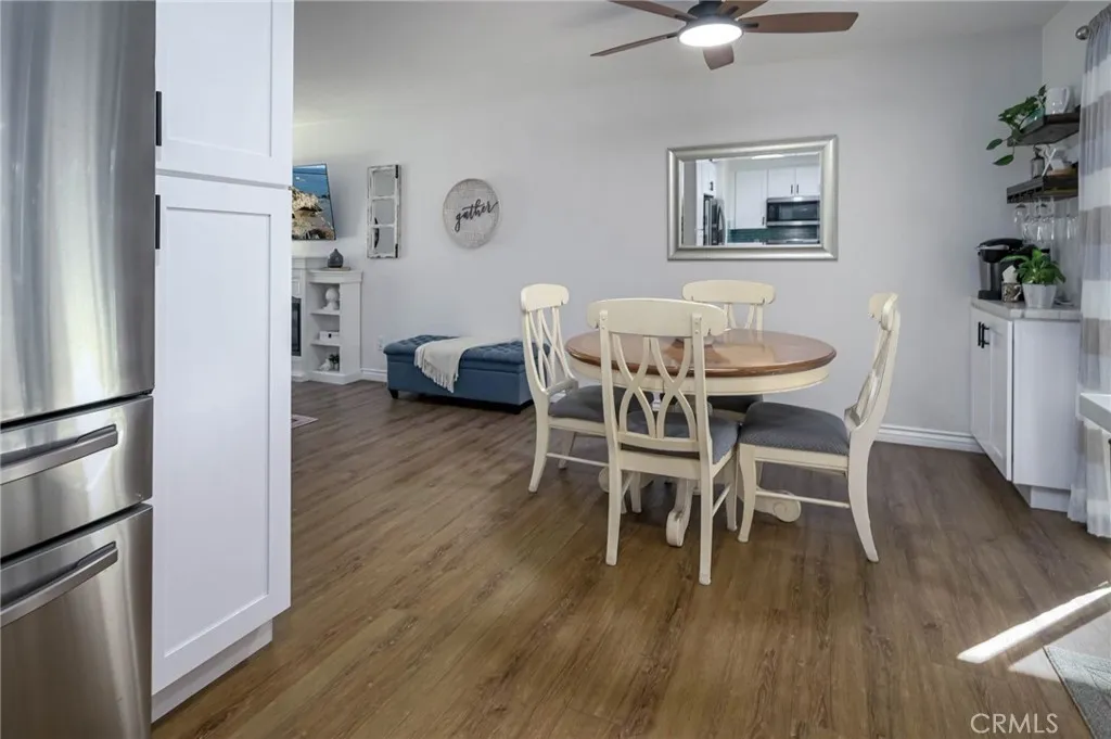 1546 Tilson Circle, Corona, California 92882 home-pic-11