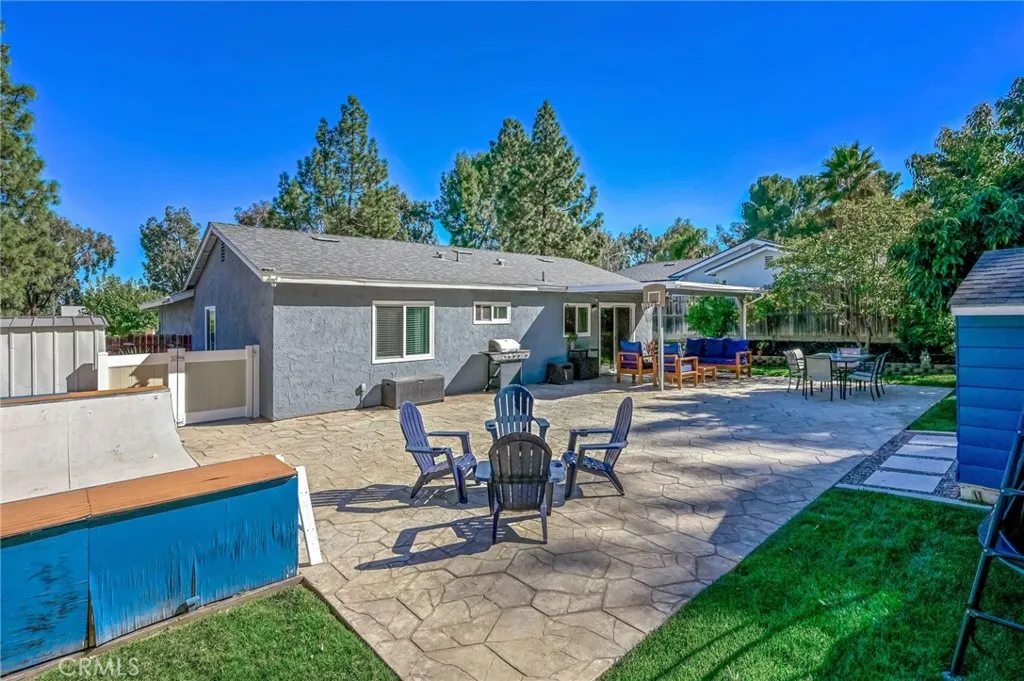 1546 Tilson Circle, Corona, California 92882 home-pic-28