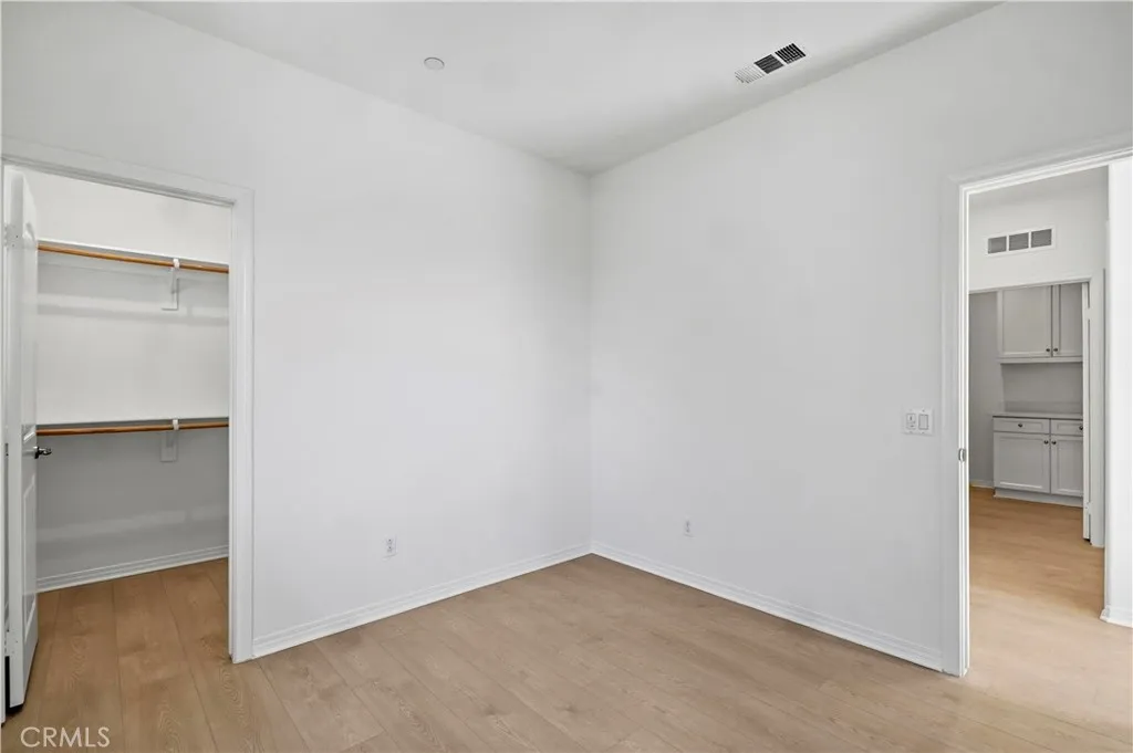 3153 E Yellowstone, Ontario, California 91762 home-pic-26