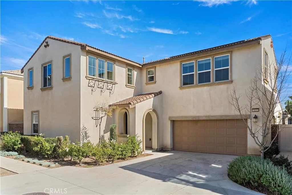 3153 E Yellowstone, Ontario, California 91762 home-pic-1