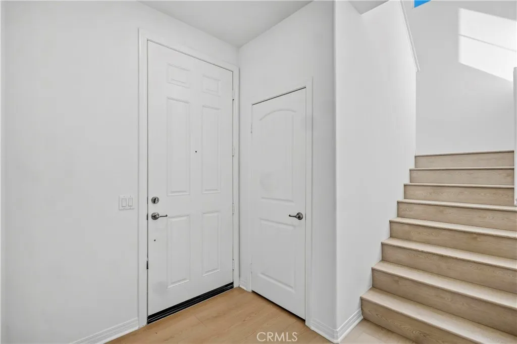 3153 E Yellowstone, Ontario, California 91762 home-pic-17