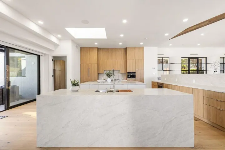 46-web-or-mls-8M4A7343