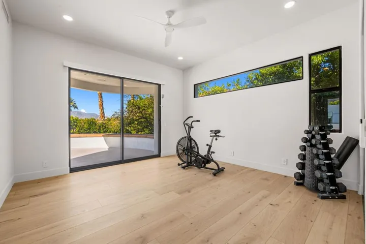 83-web-or-mls-8M4A7172