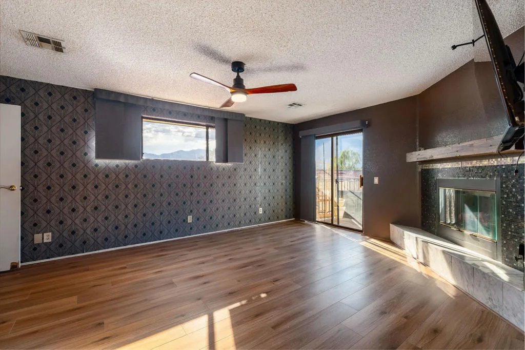 68320EncinitasRd-23