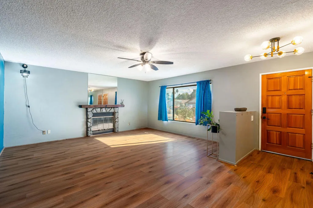 68320EncinitasRd-6