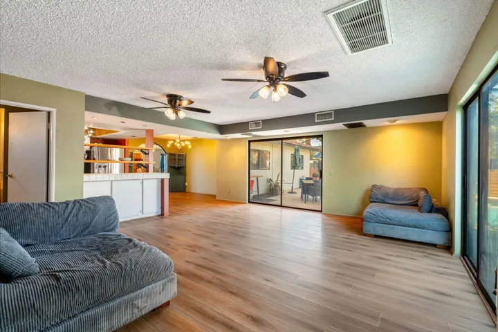 68320EncinitasRd-17