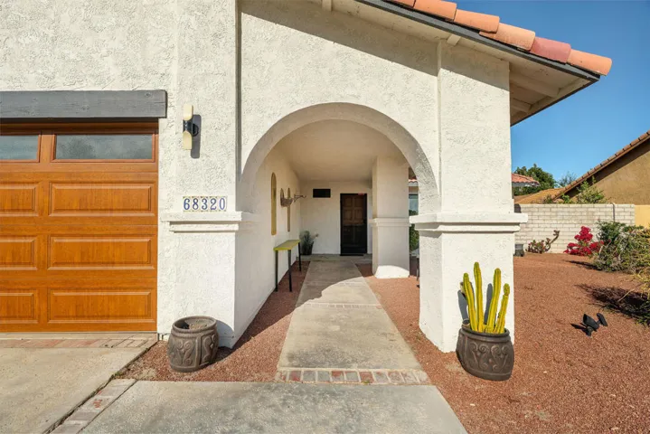 68320EncinitasRd-4