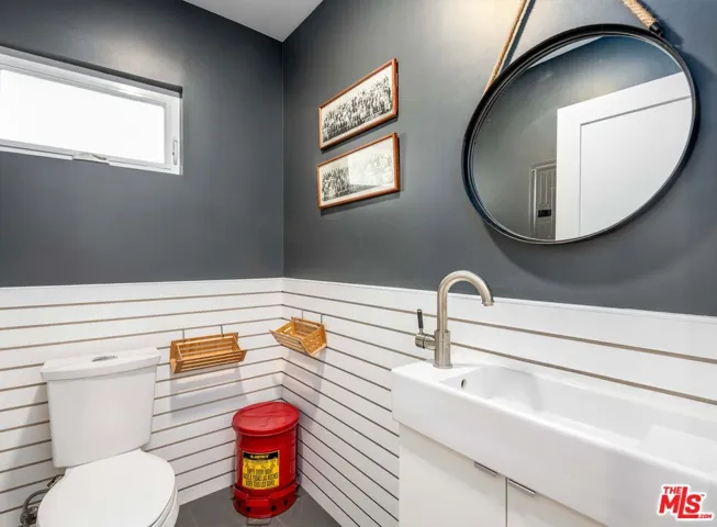 3310 S Durango Avenue, Los Angeles, California 90034