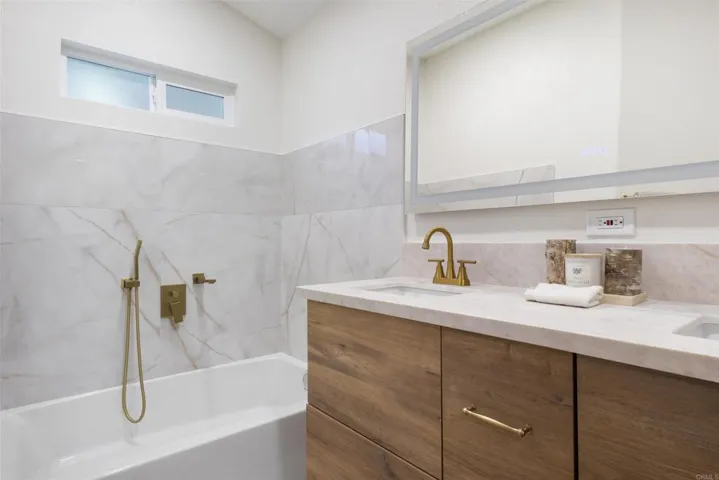 4350 Point Reyes Ct, Carlsbad, California 92010