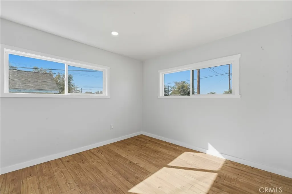 9259 Beech, Fontana, California 92335 home-pic-11