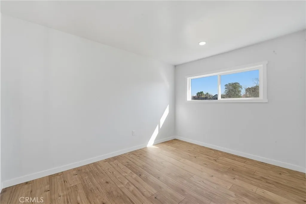 9259 Beech, Fontana, California 92335 home-pic-15
