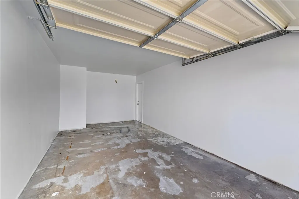 9259 Beech, Fontana, California 92335 home-pic-22