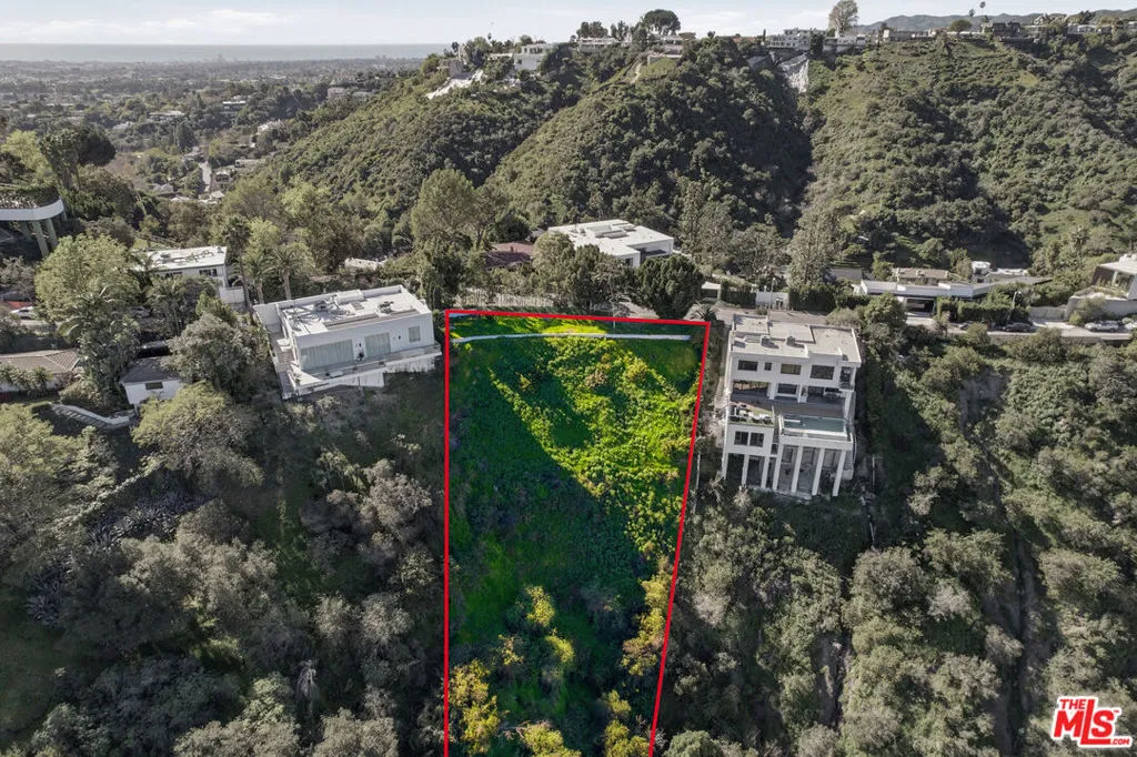 1016 Stradella Road, Los Angeles, California 90077 home-pic-1