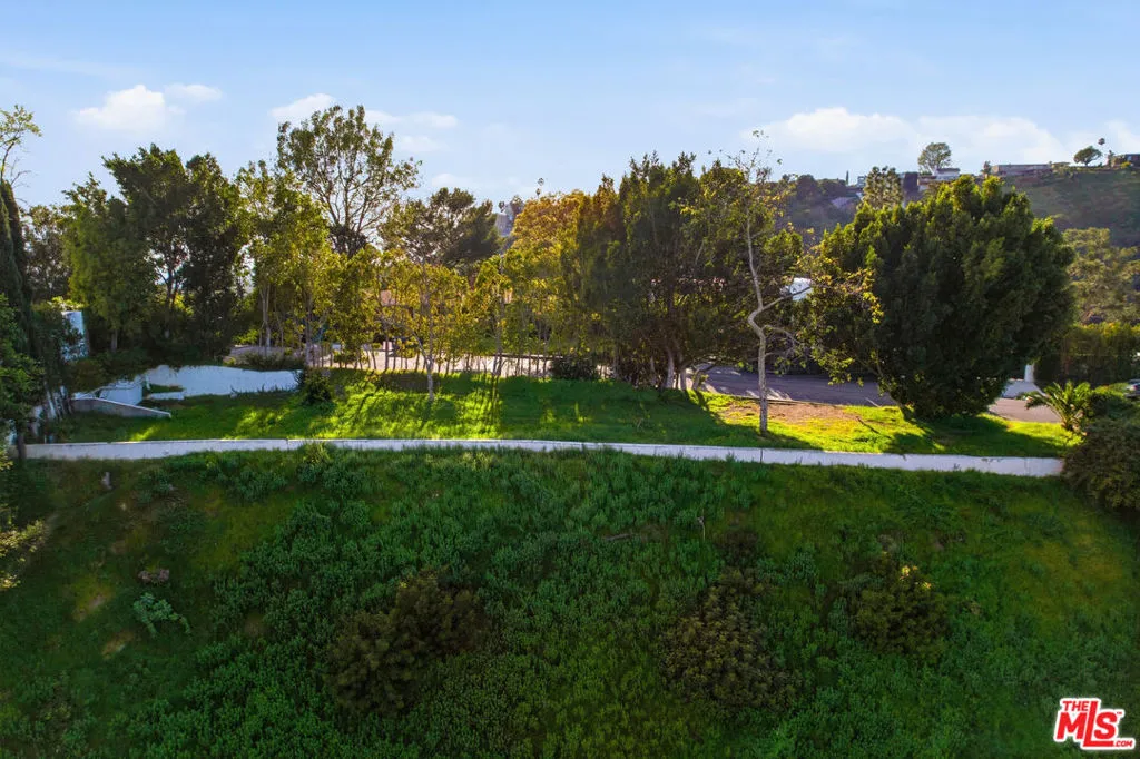 1016 Stradella Road, Los Angeles, California 90077 home-pic-2