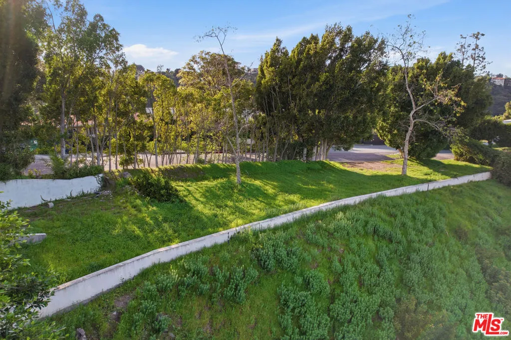 1016 Stradella Road, Los Angeles, California 90077 home-pic-6