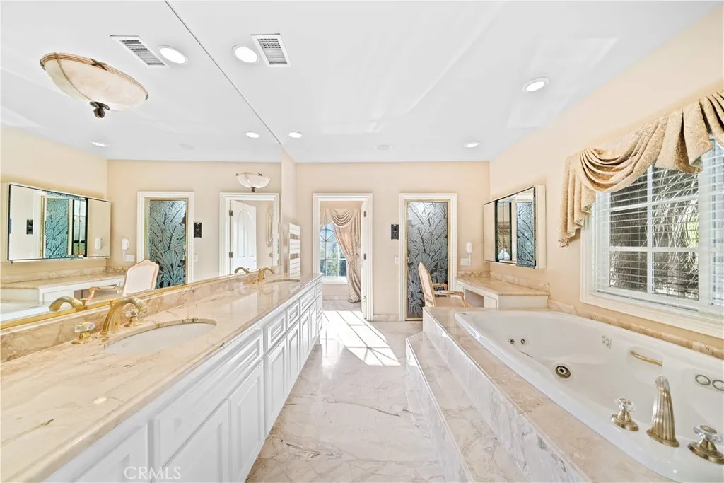 1161 N Coyote, Orange, California 92869 home-pic-42