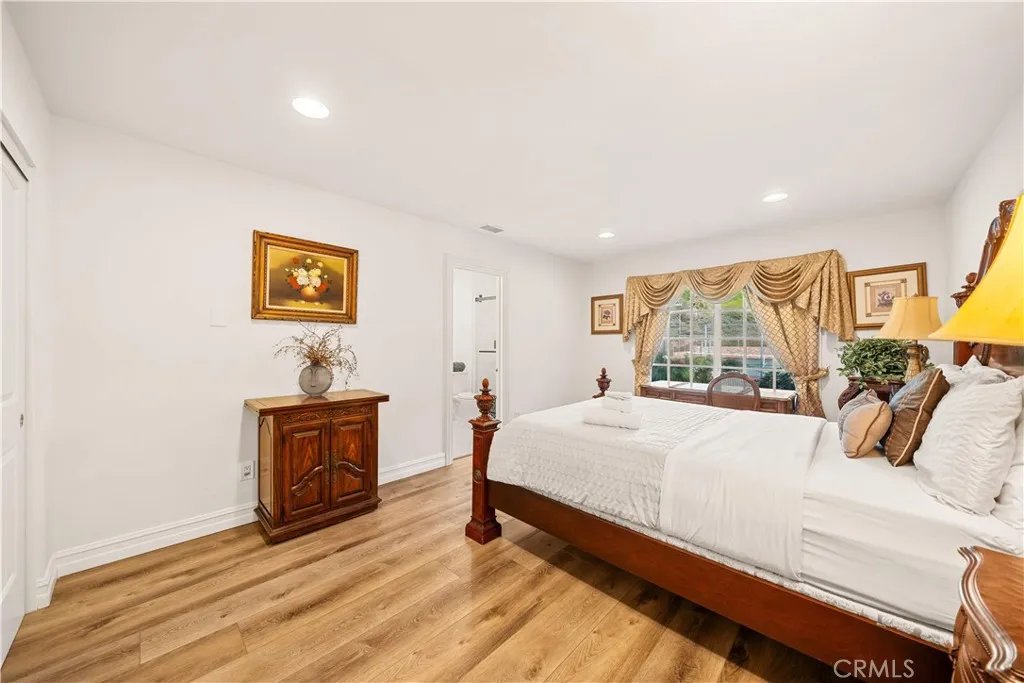 1161 N Coyote, Orange, California 92869 home-pic-29