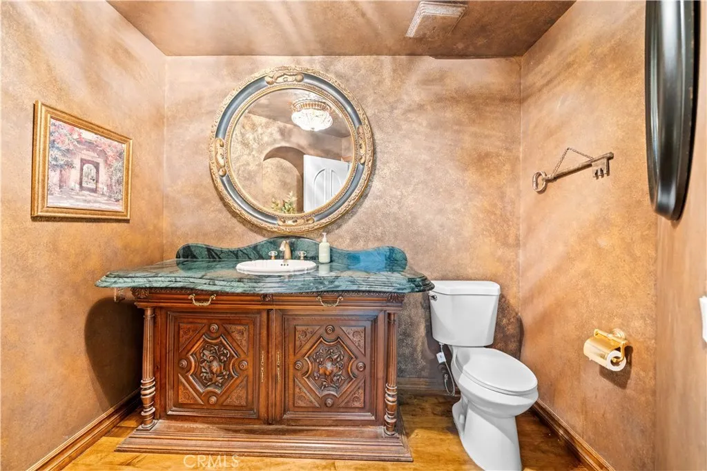 1161 N Coyote, Orange, California 92869 home-pic-8