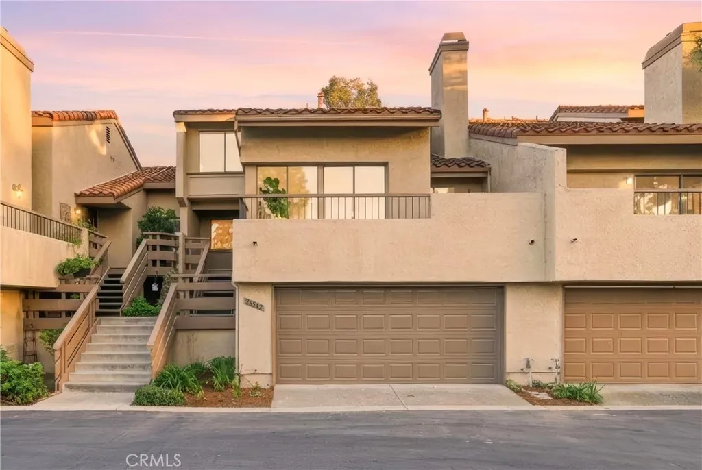 26542 Azuer, Mission Viejo, California 92691 home-pic-2