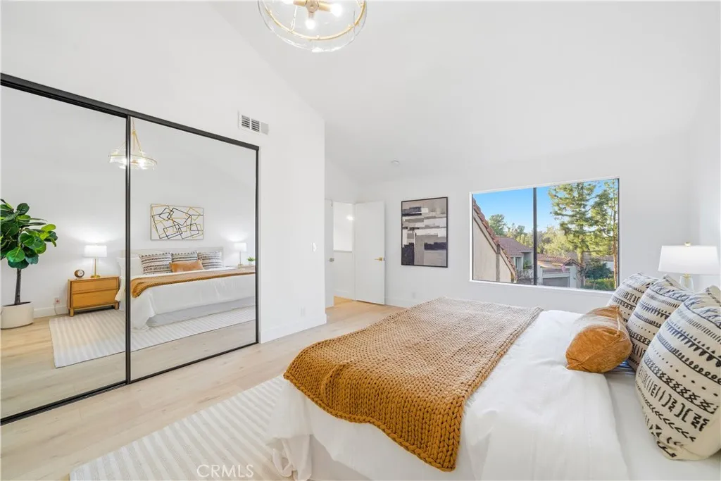 26542 Azuer, Mission Viejo, California 92691 home-pic-28