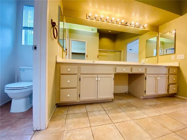 39221 Beacon Lane, Palmdale, California 93551