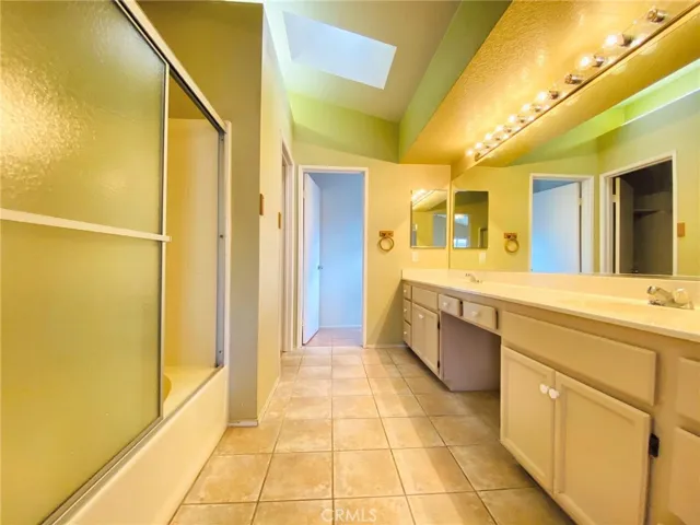 39221 Beacon Lane, Palmdale, California 93551