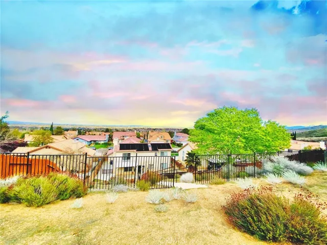 39221 Beacon Lane, Palmdale, California 93551