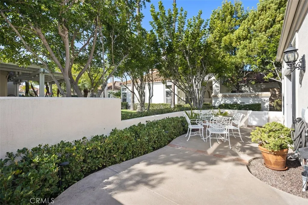 21527 Paseo Palmetto, Mission Viejo, California 92692 home-pic-30