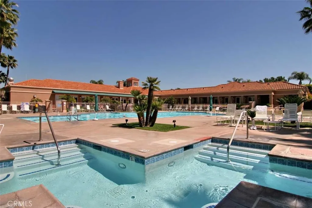 21527 Paseo Palmetto, Mission Viejo, California 92692 home-pic-37