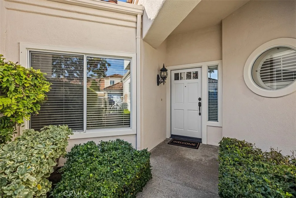 21527 Paseo Palmetto, Mission Viejo, California 92692 home-pic-5