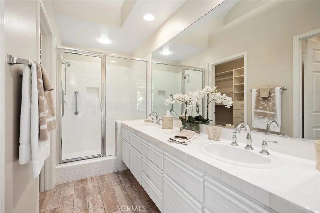 21527 Paseo Palmetto, Mission Viejo, California 92692 home-pic-27