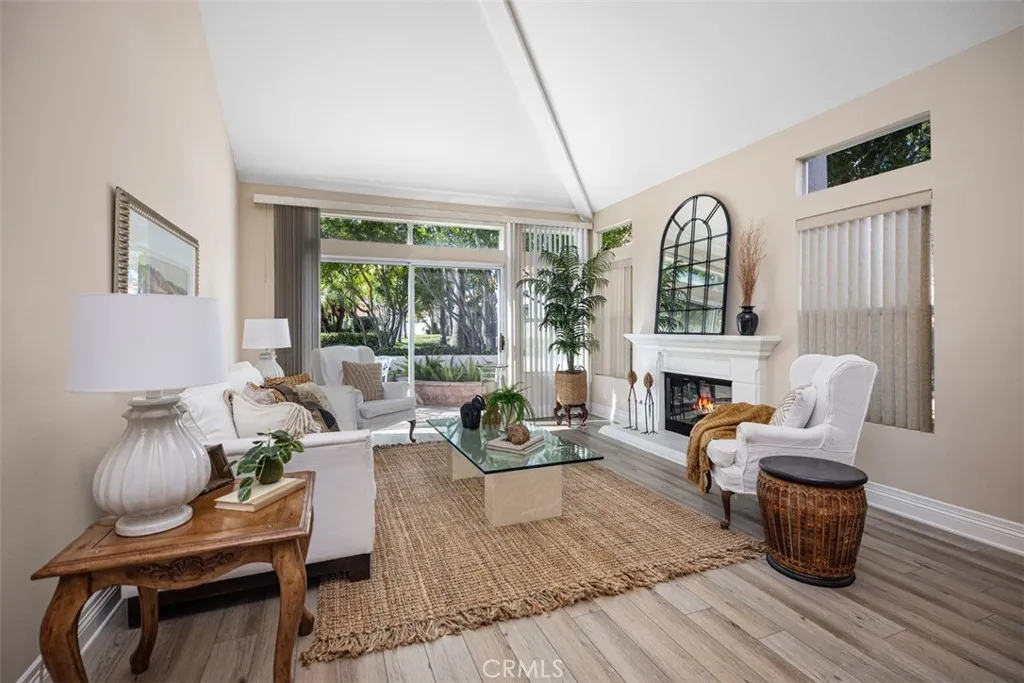 21527 Paseo Palmetto, Mission Viejo, California 92692 home-pic-9