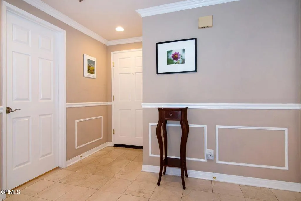 202 S Holliston Avenue 301, Pasadena, California 91106 home-pic-21