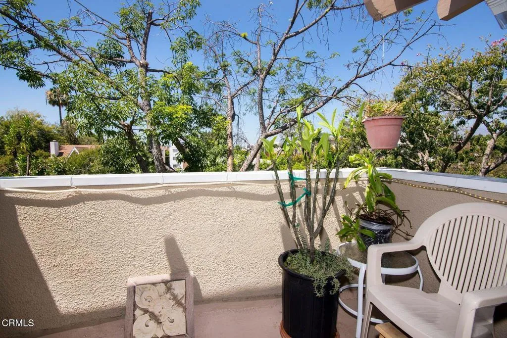 202 S Holliston Avenue 301, Pasadena, California 91106 home-pic-38