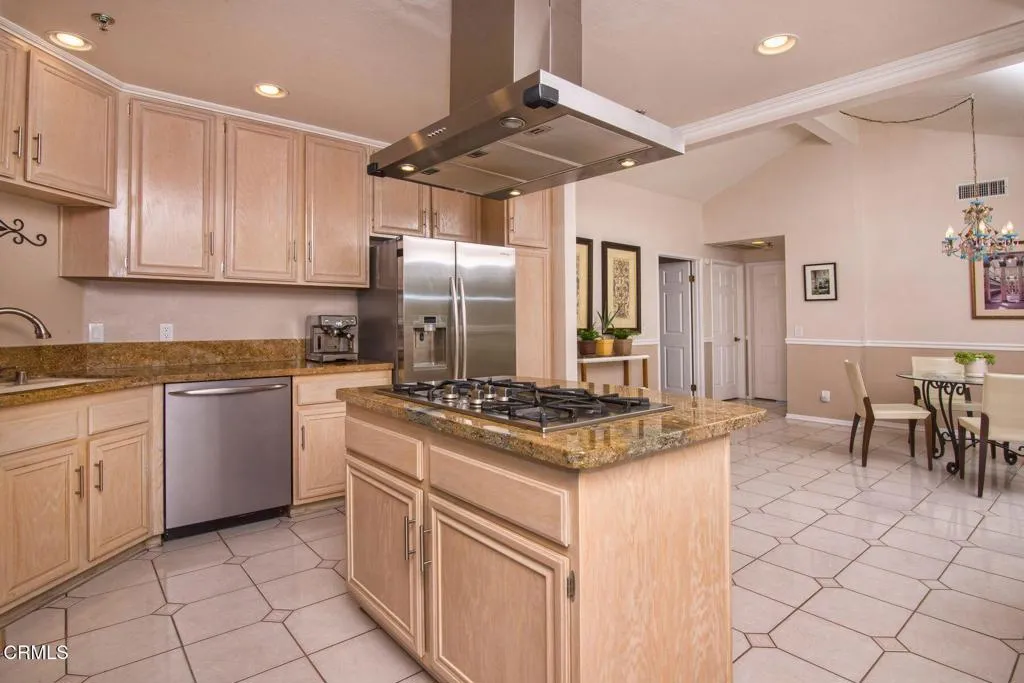 202 S Holliston Avenue 301, Pasadena, California 91106 home-pic-14