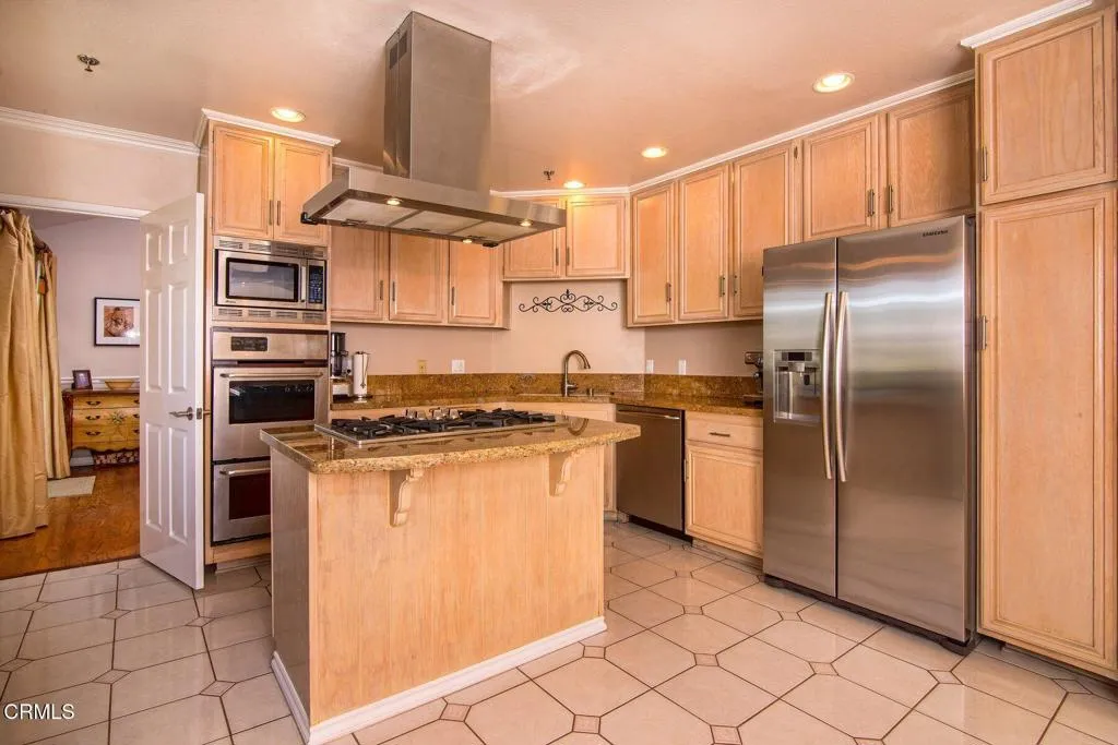 202 S Holliston Avenue 301, Pasadena, California 91106 home-pic-12